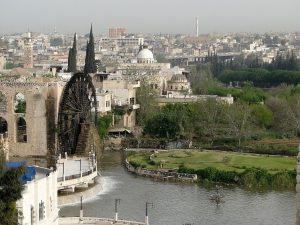 حماه(حما)، چهارمین شهر بزرگ سوریه در آستانه سقوط؛ ورود مهاجمان به شهر حماه و عقب‌نشینی تانک‌ها از ورودی شهر حماه