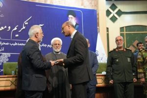 منوچهر حبیبی بعنوان استاندار کرمانشاه معرفی و از خدمات محمدطیب صحرایی در طول حدود دو سال مسئولیتش در استان کرمانشاه قدردانی شد.