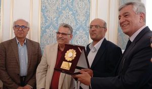 رونمایی از نشان بین‌المللی نوروز در تخت جمشید