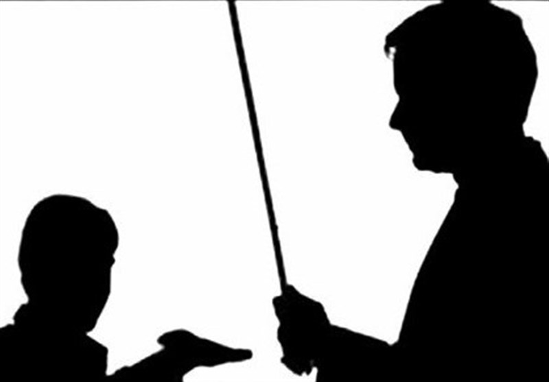 راهکارهای مقابله با خشونت در مدارس؛ چوب معلم، گُل نیست!