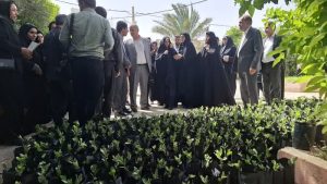 دکتر زهرا بهروزآذر، معاون امور زنان و خانواده رییس‌جمهور