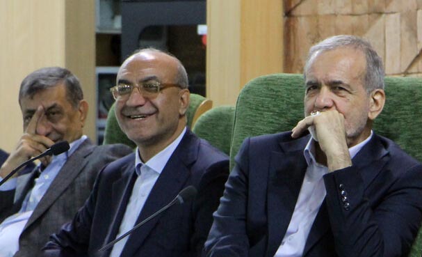 «مسعود پزشکیان»، رییس جمهور در جمع مدیران استان کرمانشاه