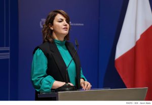Najla Manqosh with the Libyan minister