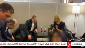 سانسور خبرساز صداوسیما هنگام پخش خبر عراقچی صداوسیما فیلم دیدار عراقچی با وزیران خارجه سوئد و فنلاند در سازمان ملل را سانسور (محو) کرد.