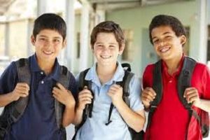 حرف اول را در تعلیم و تربیت میزند و مُهر آخر را بر نتیجهی کار مینهد.