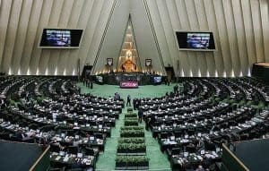 گیر کارشناسان صدا و سیما و مخالفان برجام در تناقضهای ماشه!