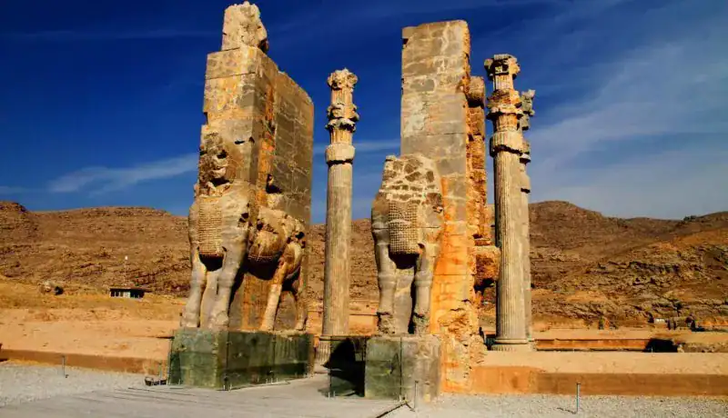 تختجمشید؛ مهمترین اثر میراث جهانی ایران در خطر