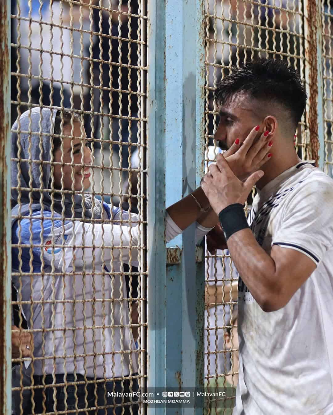 صدرنشینی ملوان در عاشقانهترین شب لیگ