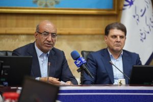 علی زینیوند: استاندار کرمانشاه در جمع استانداران برتر کشور قرار گرفته است