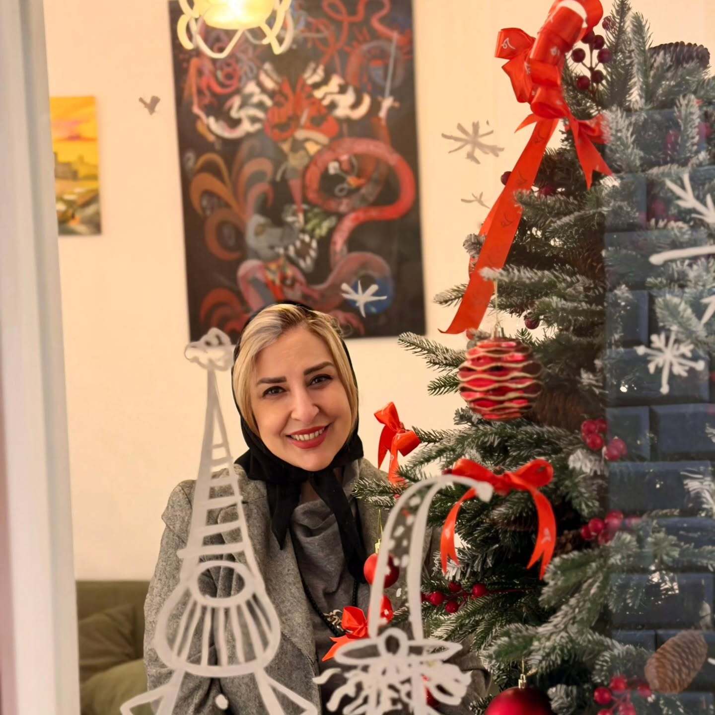 مرجانه گلچین و آرزوهای کریسمسی برای ایران و مردم