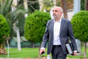 نادری عضو هیأت رئیسه مجلس؛ استیضاح «میدری» به کمیسیون اجتماعی ارجاع شد