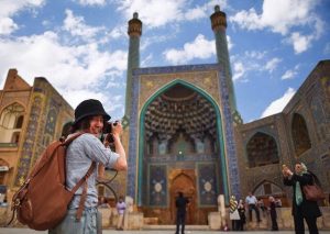 گردشگری ایران در محاصره انکار و بحران