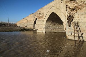 میراث+ تاریخی +بحران