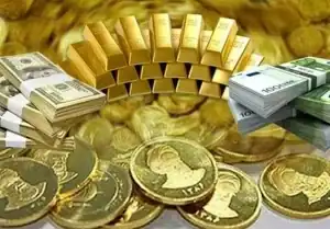 تصویر شمشهای طلا و سکههای طلا در کنار نمودار قیمت و اسکناس دلار آمریکا که نمایانگر رابطه معکوس قیمت طلا و شاخص دلار است.