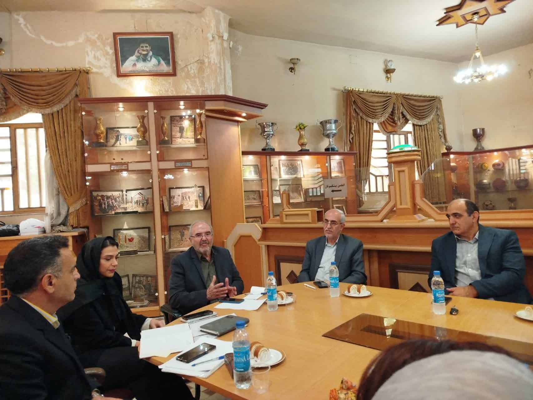حسین بیگلری، مسئول توسعه منابع و جذب مشارکتها