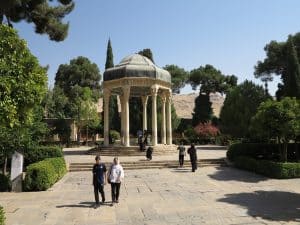 حافظیه» و «سعدیه» در پیچ هیأت امنا؛ ابهامها و نگرانیهای فعالان میراث فرهنگی