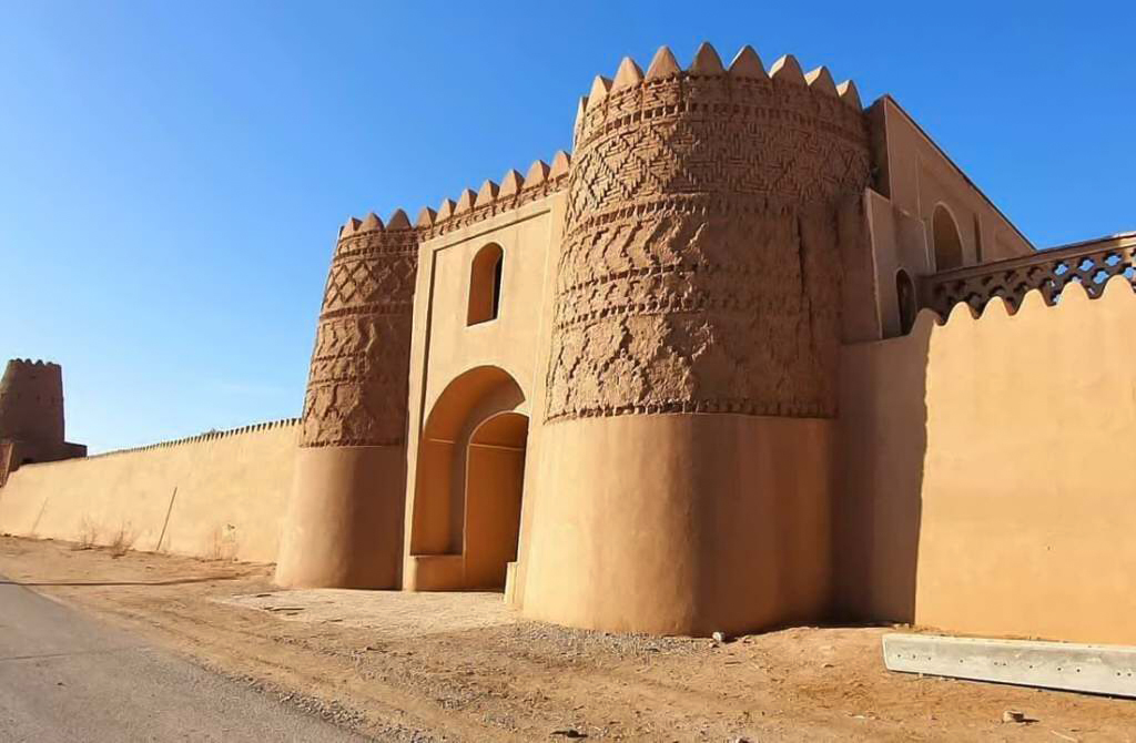 کاروانسرای شفیعآباد؛ میراثی میان «هتل تجملی» و «تعاونی روستایی